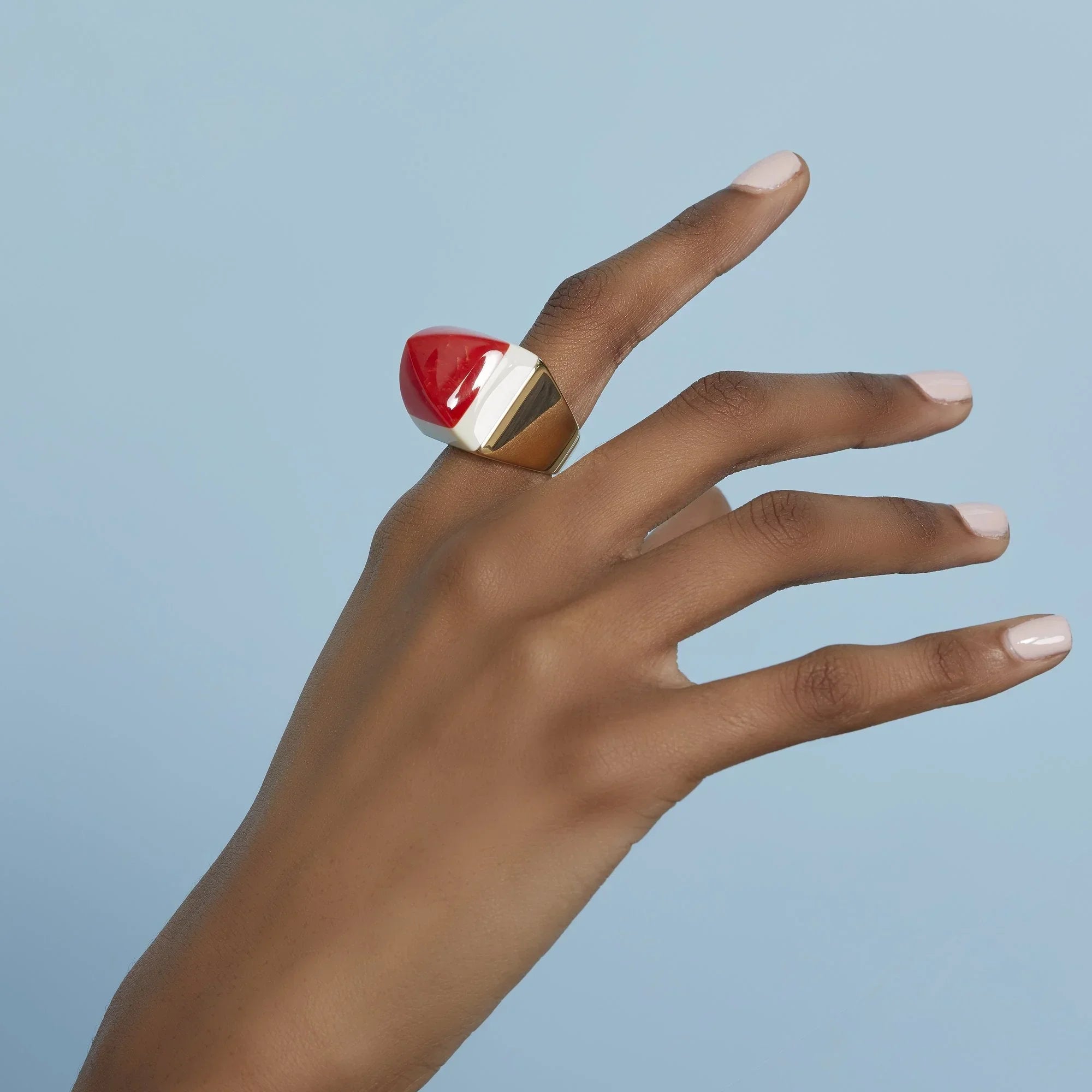 Kendall Ring | Bakelite sugar loaf shaped ring with a gold band.