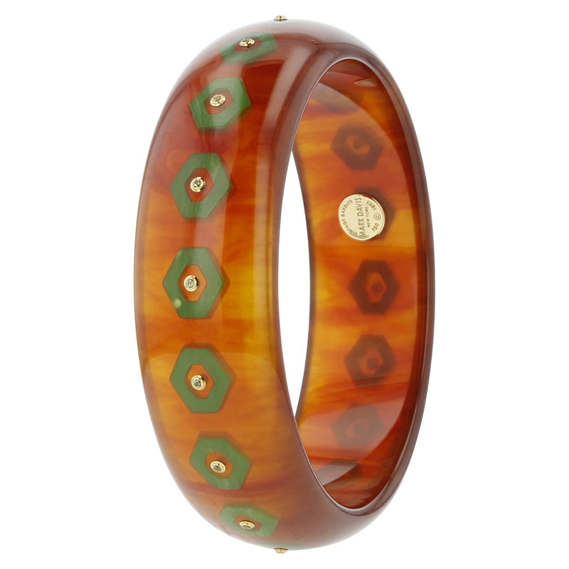 Cece Bangle | Caramel hued bangle with inlay and stones.
